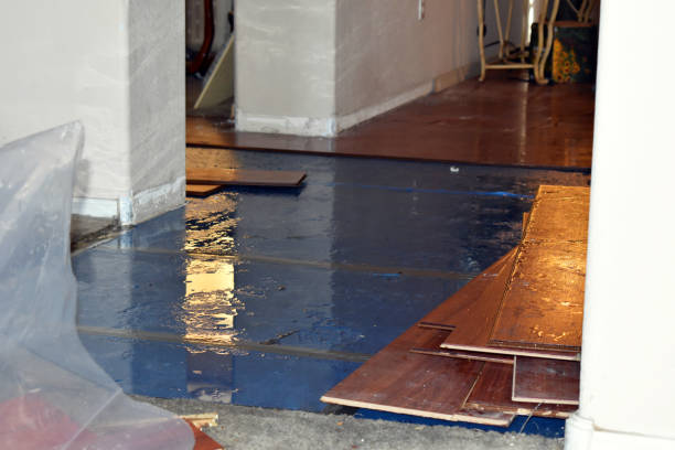 Professional Water Extraction technician working in Cost, TX
